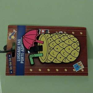 Pineapple luggage tag